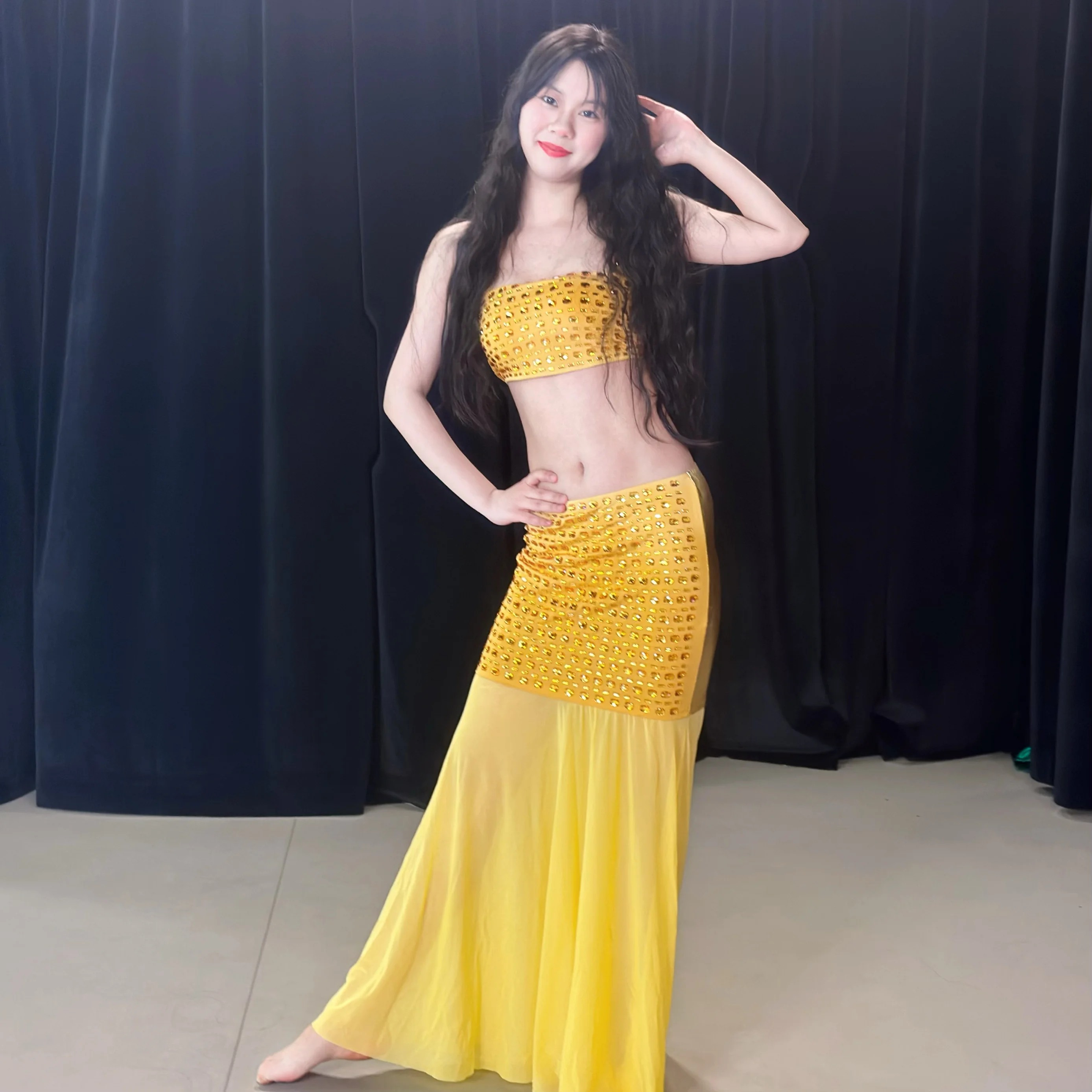 新しいベリーダンスパフォーマンス衣装高度な高級フルダイヤモンドセット大人女性のオリエンタルダンス競技服