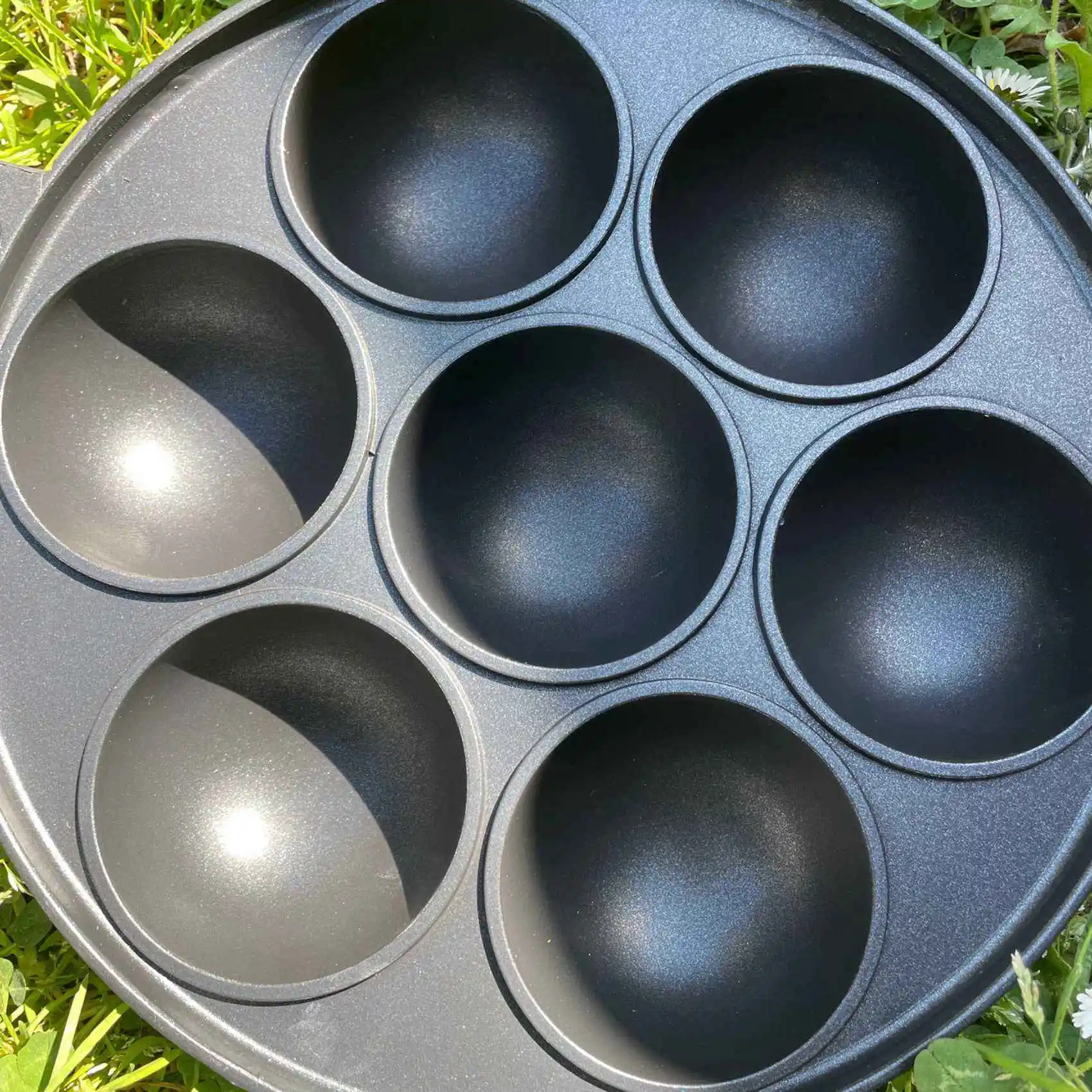 ABKS-2X 7 Hole Cooking Cake Pan Cast Iron Omelette Pan Non-Stick Cooking Pot Breakfast Egg Cooker Cake Mold Kitchen Cookware