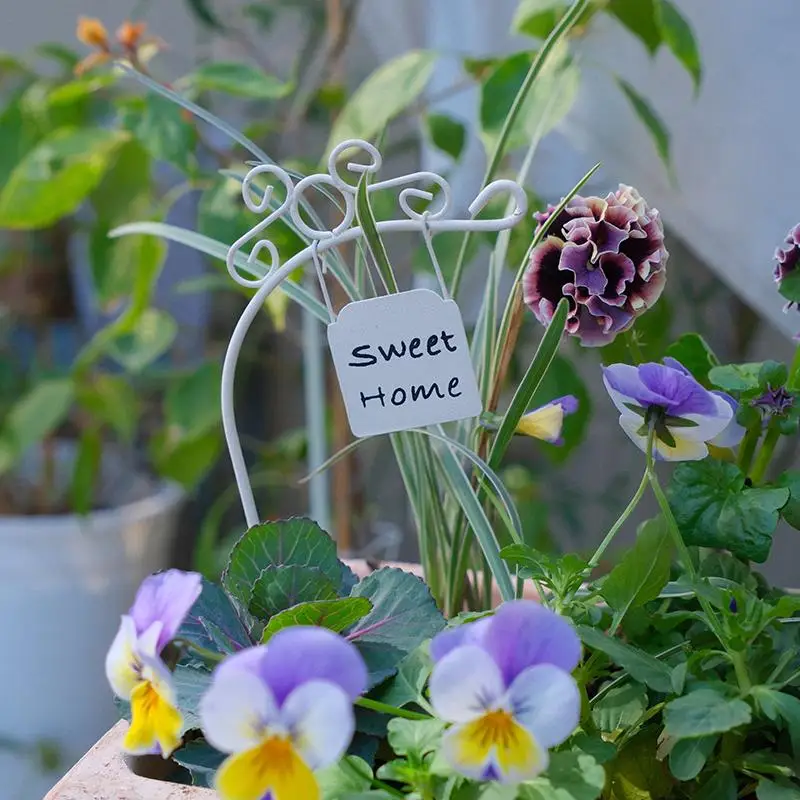 

Wrought iron retro flower insert made old spear fence garden balcony flower pot ornament gardening groceries ins wind ornament