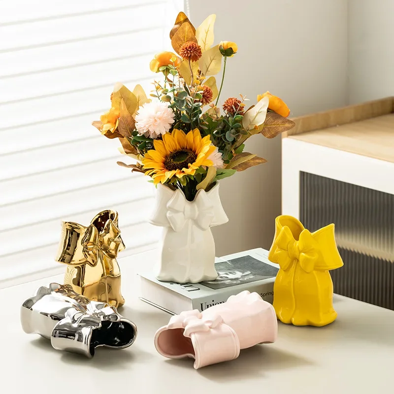 Ceramic Bowknot Vase Ornament Wall Hanging Flower Arrangement Holder for Room Dining Room Tabletop Ceramic Vase Home Decoration