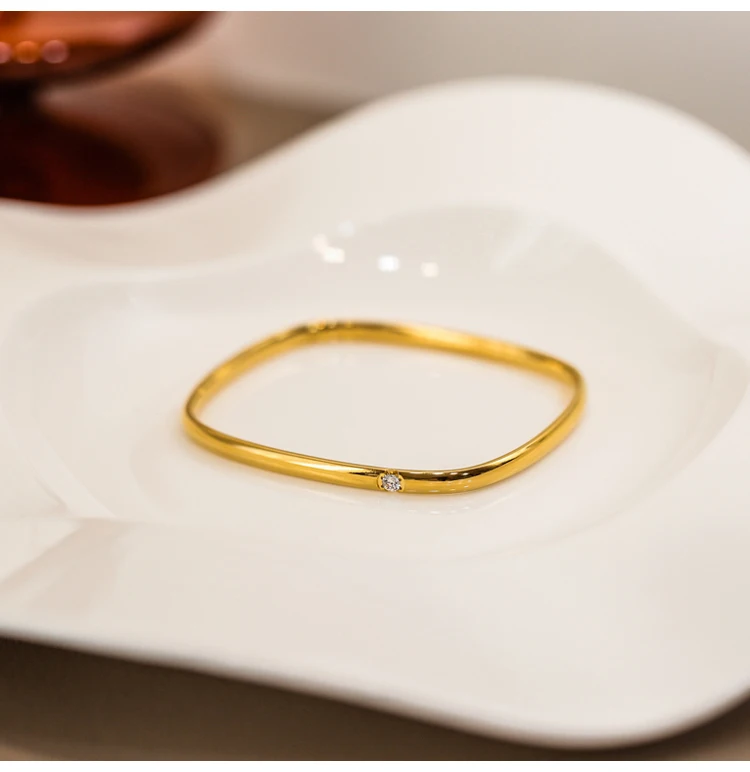 Titanium With 18K AAA Zircon Bangle Women Stainless Steel Jewelry Chic Gown Party T Show Sweet Boho OL Simply INS Japan Korean