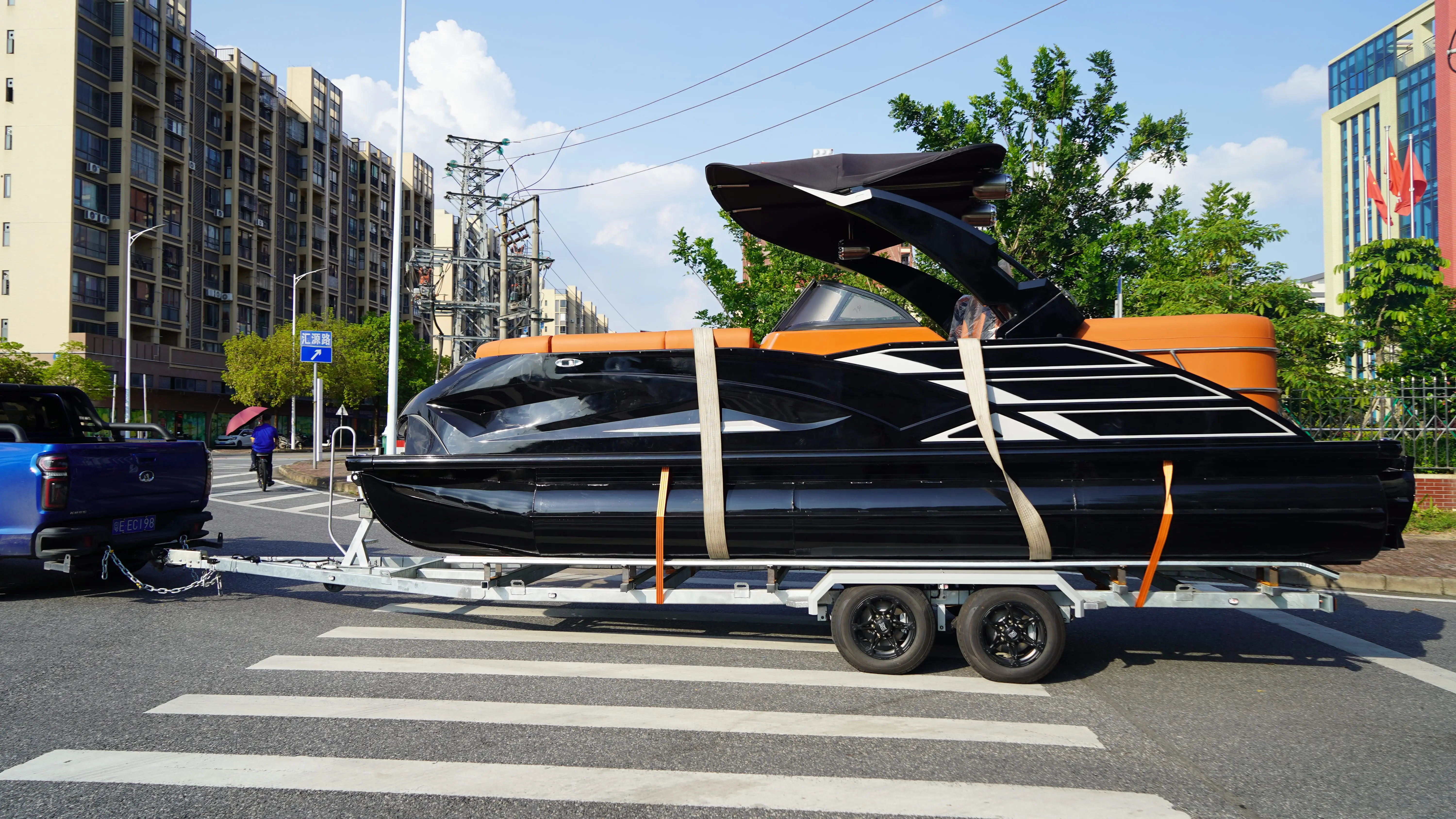 وصول جديد أفضل سعر 22ft الألومنيوم الرياضة نموذج قارب عائم فاخر مع محرك مزدوج ومقطورة الترفيه الأسري للبيع