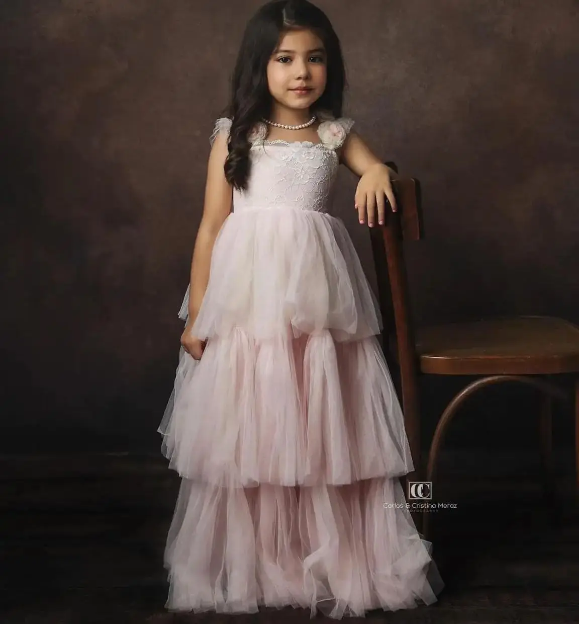 Vintage Pink Flower Girl Dresses Lace Sleeveless Floral Kids Birthday Gowns Tiered Ruffles Little Girls Photography Gowns