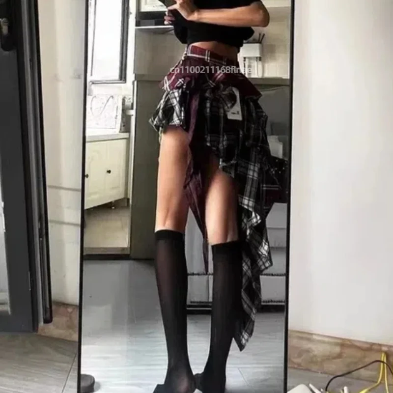 Roupa de dança de rua feminina, saia plissada xadrez retrô de nicho, saia irregular emagrecedora de verão, saia curta, estilo hip-hop casual