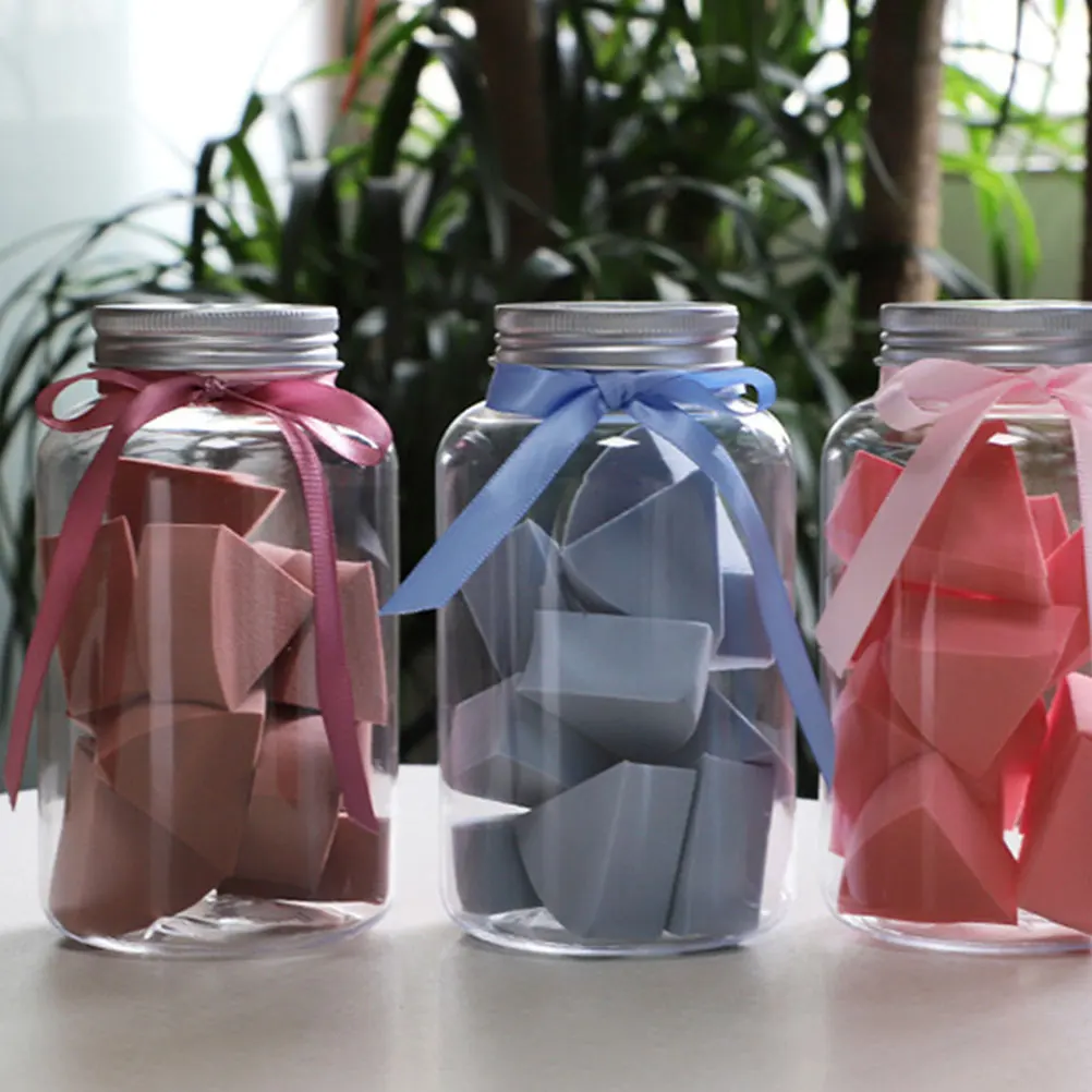 إسفنجة مكياج مثلثة عالية الجودة، إسفنجة بودرة ناعمة لمزج كريم الأساس وإسفنجة توزيع الوجه