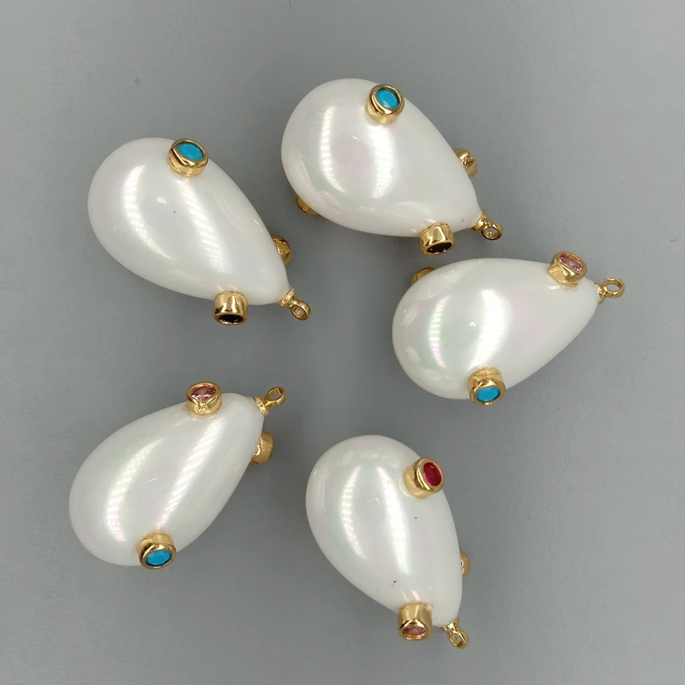 Type of Stone :  blue tiger eye (dyeing color)  Size (Approx):  6mm  Length: 15.5