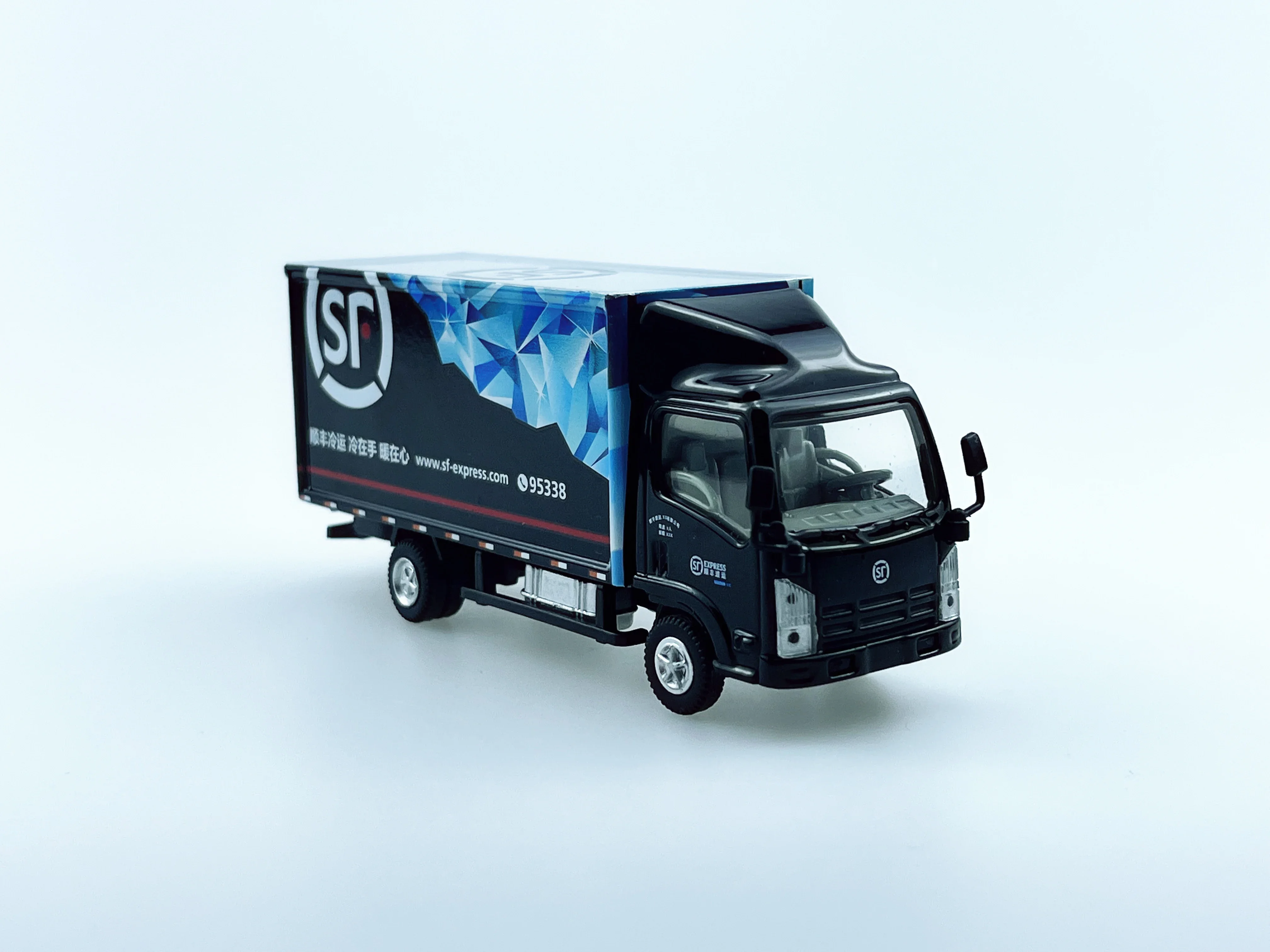 

Diecast 1/64 Scale ISUZU SF Express Refrigerated Container Transport Light Truck Car Model Collectible Toy Gift Souvenir Display