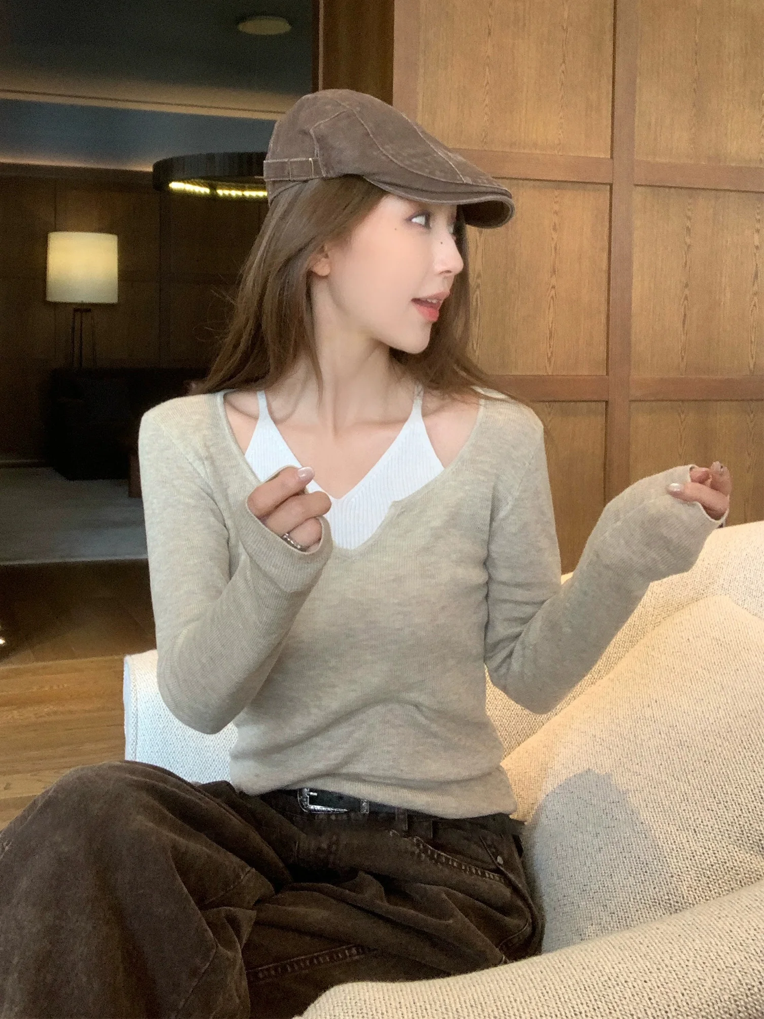 

Pullovers Womens Puffy Birthday Queen Crown Graphic Sweaters Party Celebration Squad Matching Outfit Gift Present Fun Cool Top