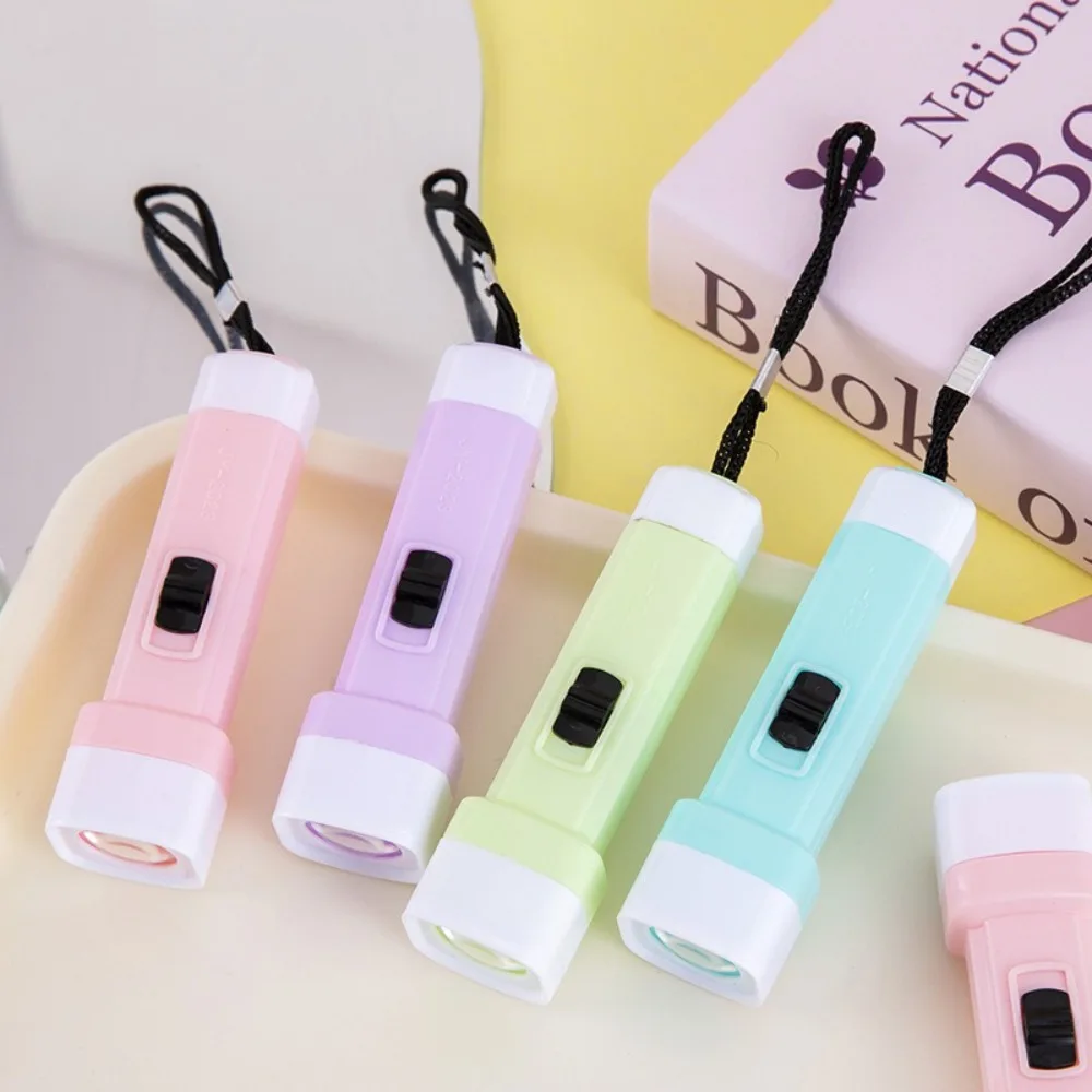 5/10Pcs Macaron Color LED Mini Flashlight Keychain Torch Strong Light Children LED Flashlight Lamp Toy Small Pocket Light