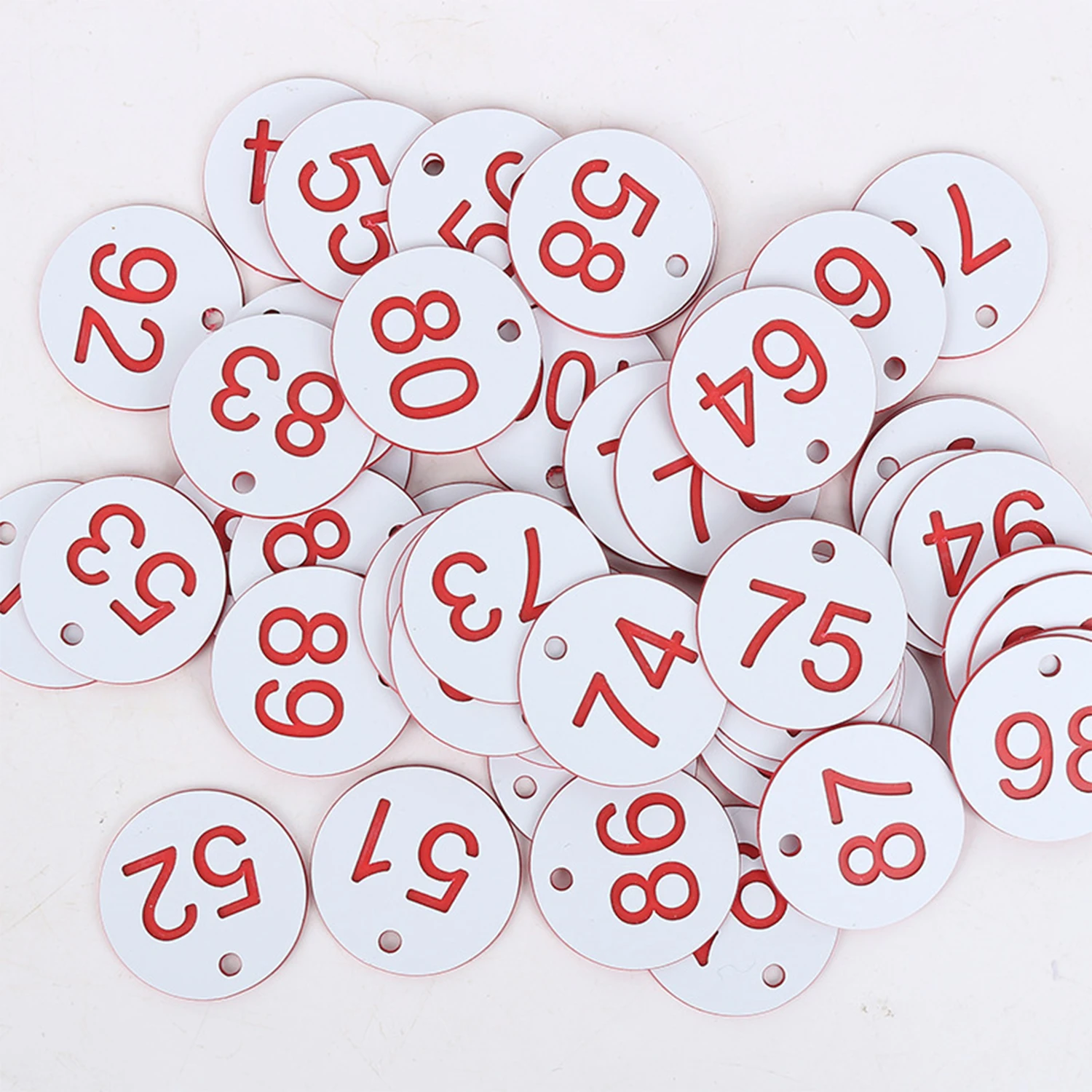 50Pcs Numbered Sign Labels Beehive Tags Garden Box Mark with Hole Plant Markers 1-50 Plastic ID Number Tags Signs Wholesale