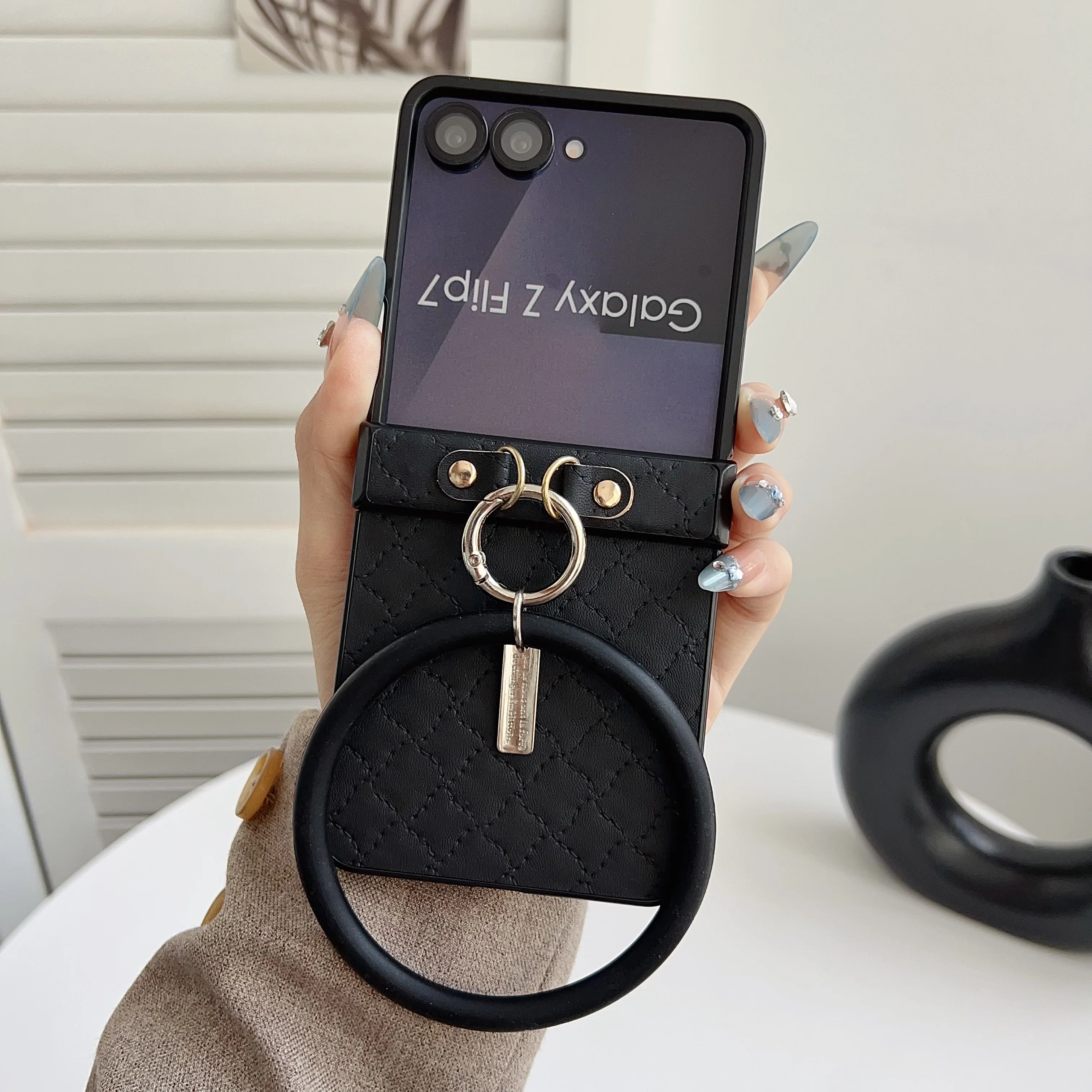 Case For Samsung Galaxy Z Flip7 Light Luxury Quilted Ring Buckle Folding Anti-Fingerprint Leather Cover Shockproof Bumper Funda