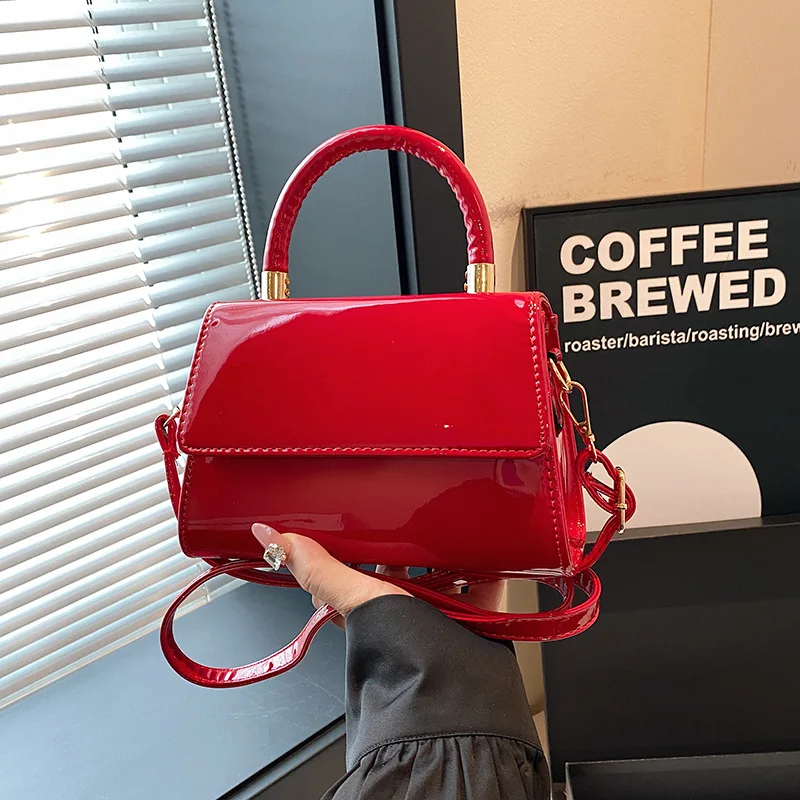 

Luxury 2025 Women's Shoulder Bag, Elegant Lacquer Purse, Vintage Inspired Casual Shopper with Zipper Pocket for Work & Weekend​