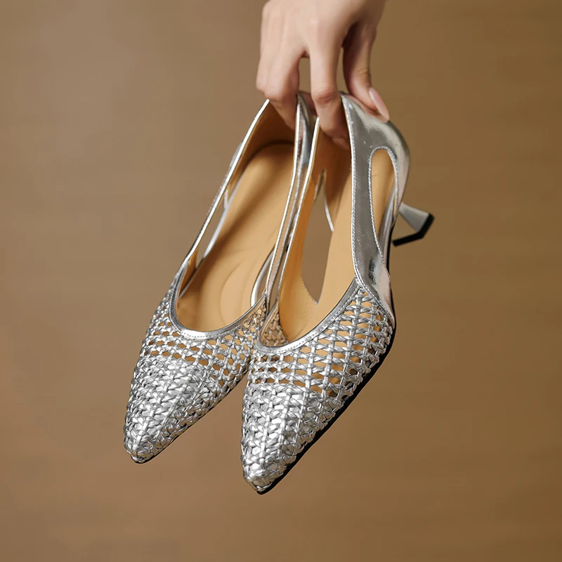 

2026 Women's Genuine Leather Comfortable and Pretty Sandals Designer Luxury Summer Round Toe Low-Heeled Shoes Woman Fashion