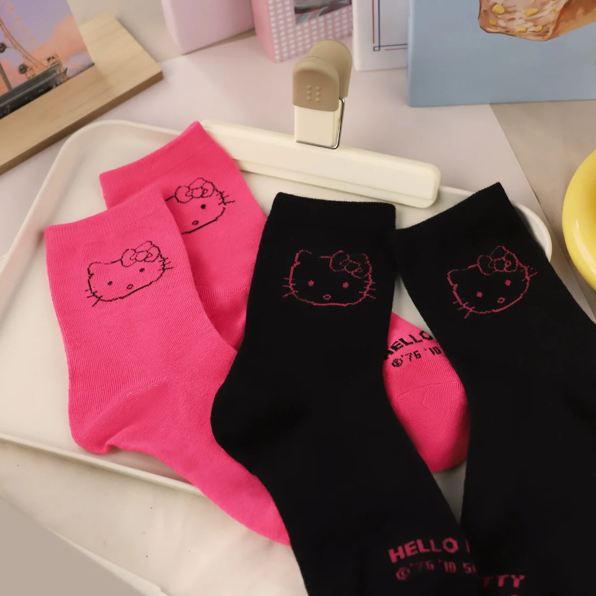 

1/4 Pairs for Hello Kitty Cartoon Cute Knitted Thigh High Socks Unisex