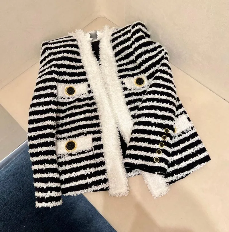 2024 Autumn/Winter New Women's Jacket Multi Pocket Decoration Women's Long Sleeve Top Black and White Striped Slimming Coat