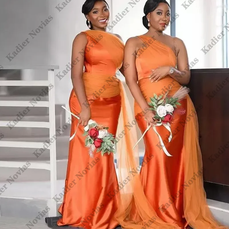 

Платье подружки невесты на одно плечо Вечернее платье русалки для выпускного вечера Длинное атласное свадебное платье Robes Invitee Mariage