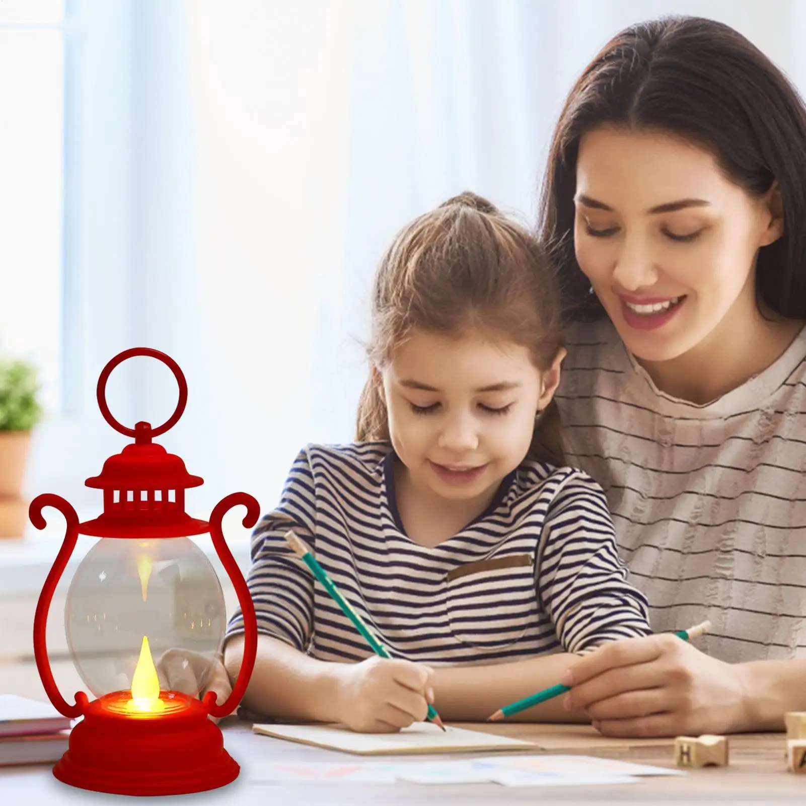 Small Portable Retro Lantern Lamp Handheld LED Tent Light Battery Powered Lights Outdoor Camping Lantern Night Lights