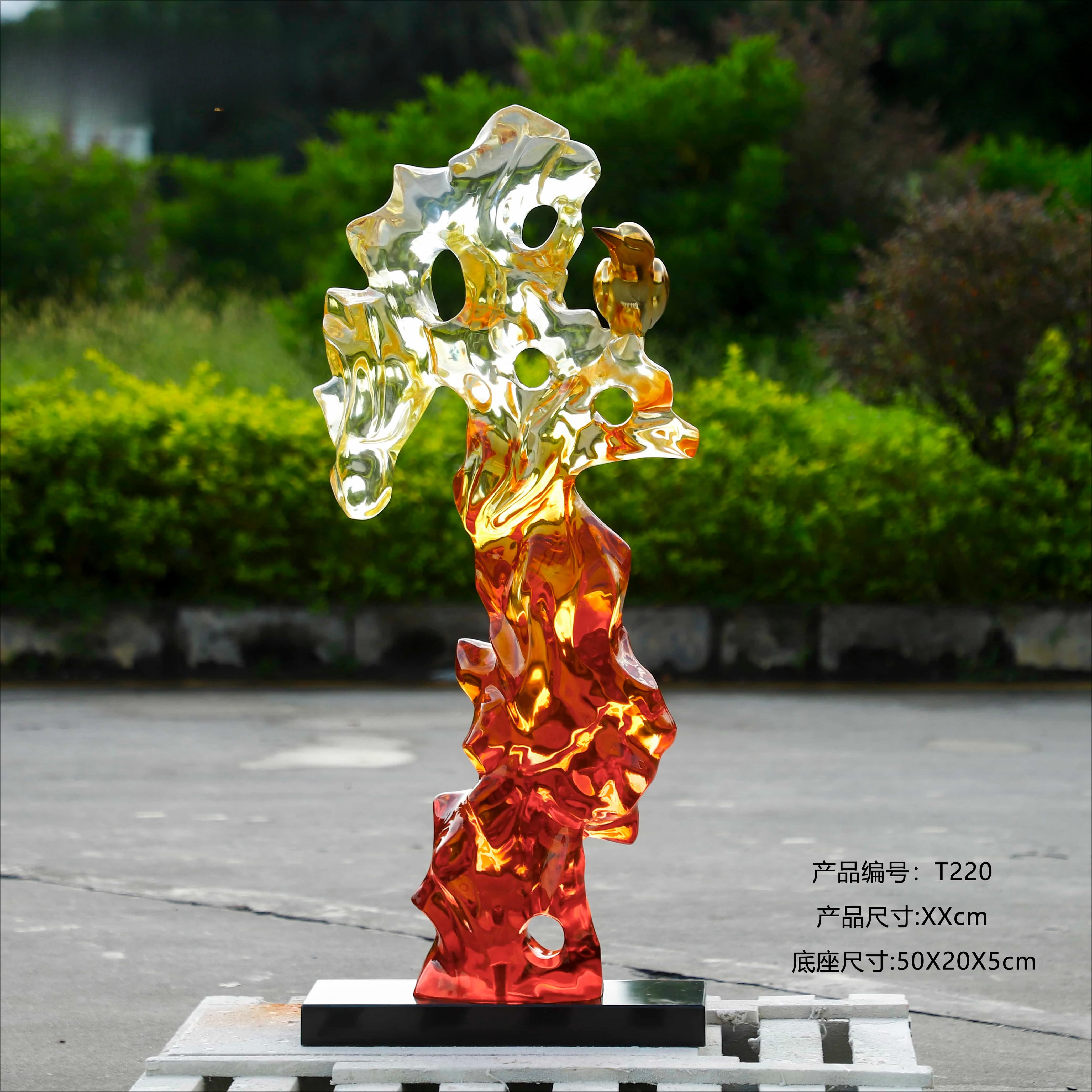 Transparent resin Taihu stone modeling artificial gorgeous ornament, handmade hotel home villa decoration sculpture