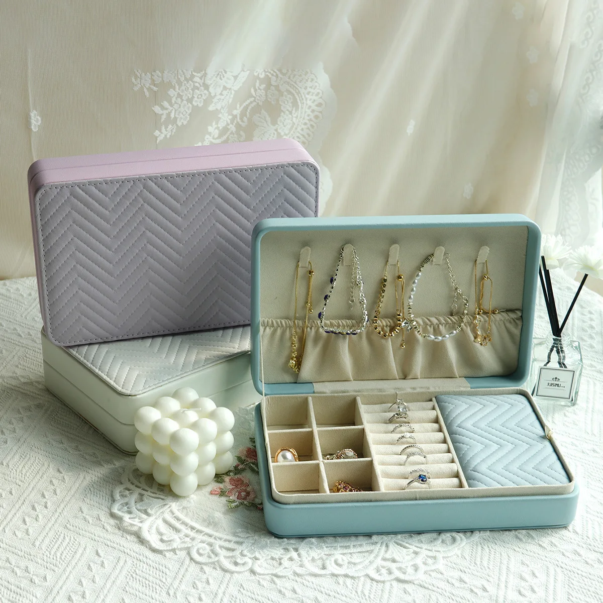 صندوق مجوهرات الأزياء بو الجلود قلادة سوار أقراط الطوق صناديق التخزين السفر المحمولة حالات تغليف الهدايا