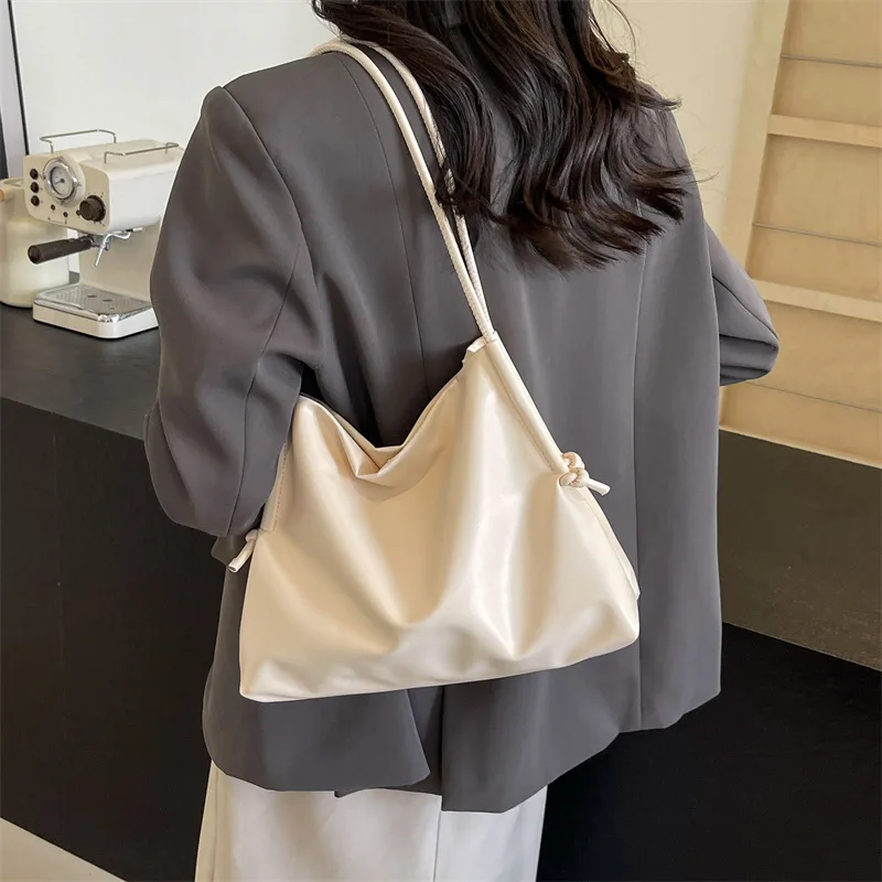 New Tote Bag Women's Large Capacity Commuter Handbag Spring Summer Bow Shoulder Bag Solid Color Going Out Bag