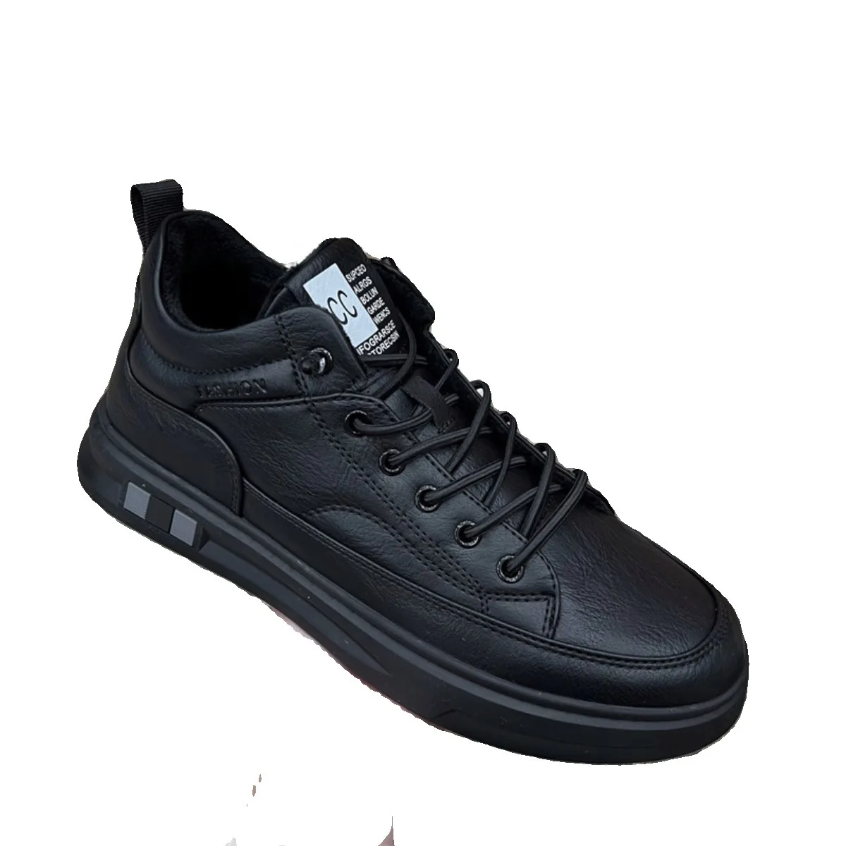 أحذية فور سيزونز الجديدة للرجال كاجوال مريحة في الهواء الطلق أحذية رياضية للفصول الأربعة أحذية قماشية بلون سادة أحذية التزلج