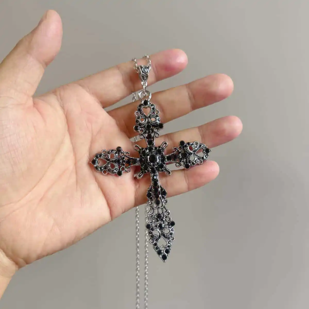 Vintage Avon Abbey Cross Pendant Necklace 1970 The Queen's Cross Pendant with Crystal 70cm Chain Medieval Tudor Necklace
