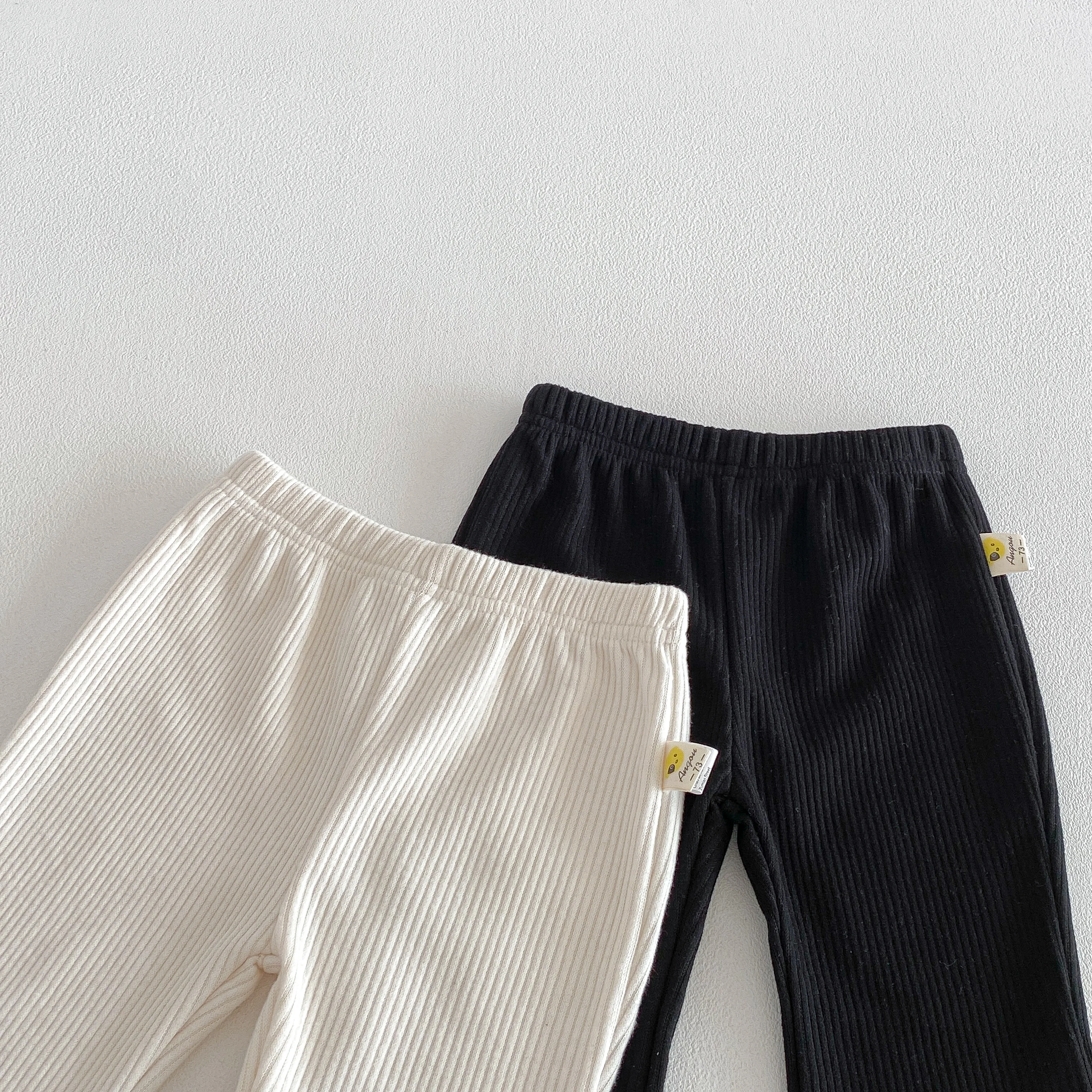 Frühlings- und Herbst-Trendhosen für Mädchen, koreanischer Stil, vielseitige, einfarbige, gerüschte Schlaghosen für Babymädchen – Detail 5