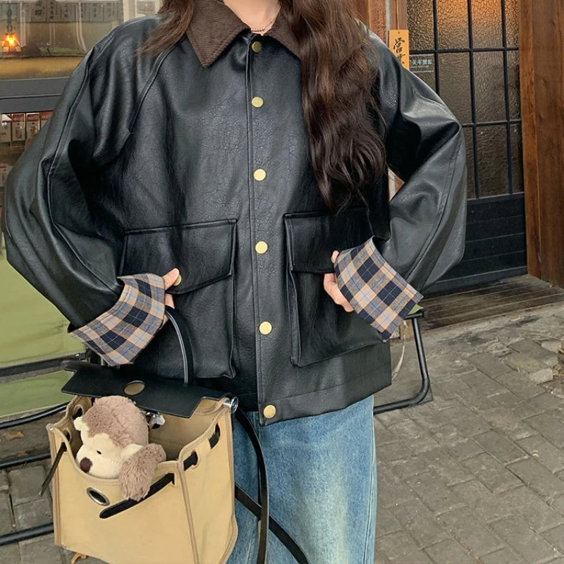 

Retro Collar Splicing Leather Jacket for Women 2025 Spring and Autumn New Style High end Loose Black Jacket Top