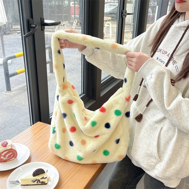 New Fashion Sweet Pink Heart Print Plush Tote Bag for Women Large Capacity Shoulder Bag Handbag Portable Shopping Bag Schoolbag