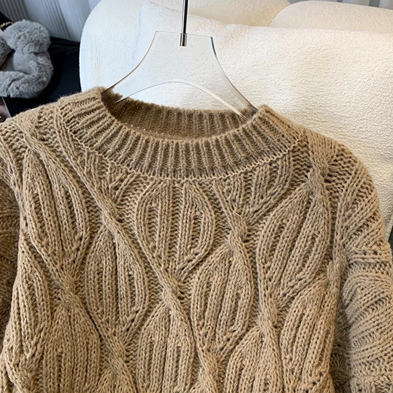 Women Pullover Soft Cable Knit Crop Sweater Long Sleeve Crew Neck Box-fit Plain Jumper Teen-girl Fall Winter Basic Outfit