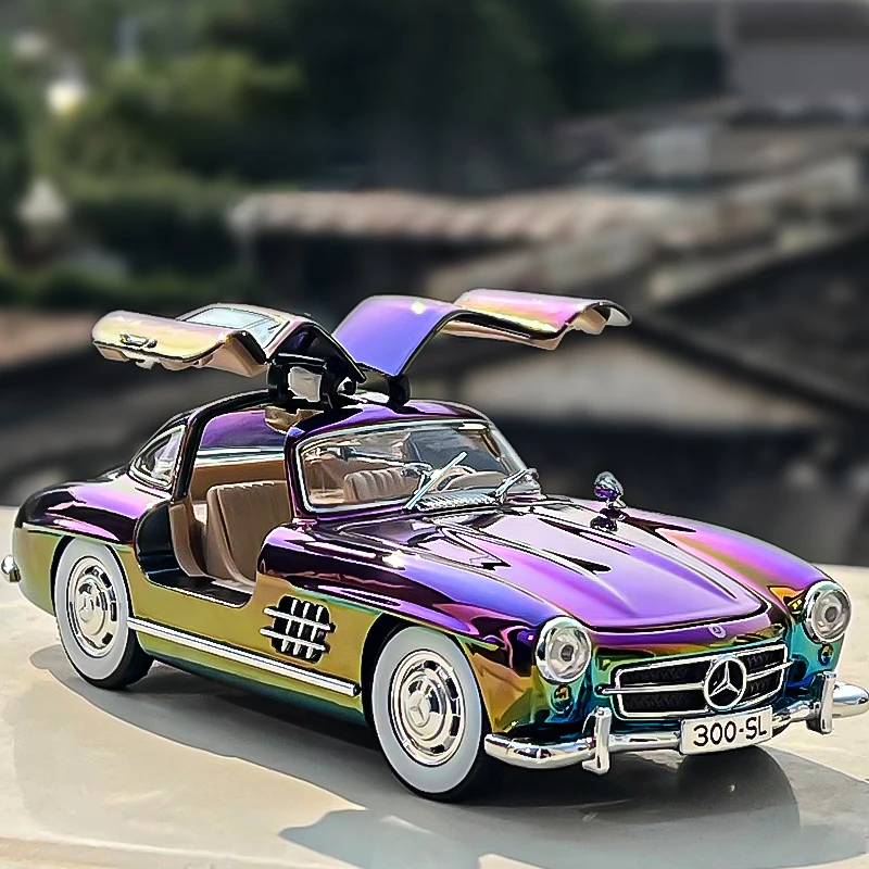 1:24 Benzs 300SL 1936 Classic Car Alloy Car Model Sound and Light Pull Back Children's Toy Collectibles Birthday gift