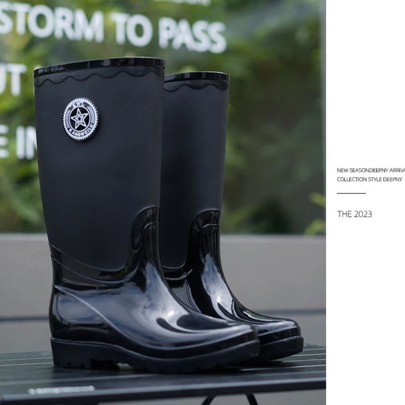 New Women Fashion Knee-high PVC Rain Boots Waterproof Woman Tall Rainboots Non-slip Outdoor Fishing Wellies Boots Water Shoes