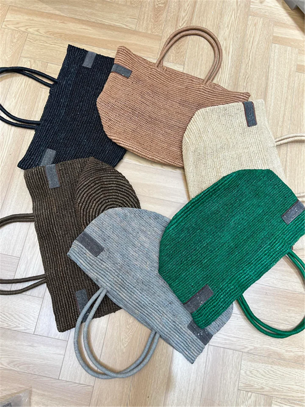 

Women's Beaded Handbag Summer New Beach Holiday Shoulder Tote Straw Bag