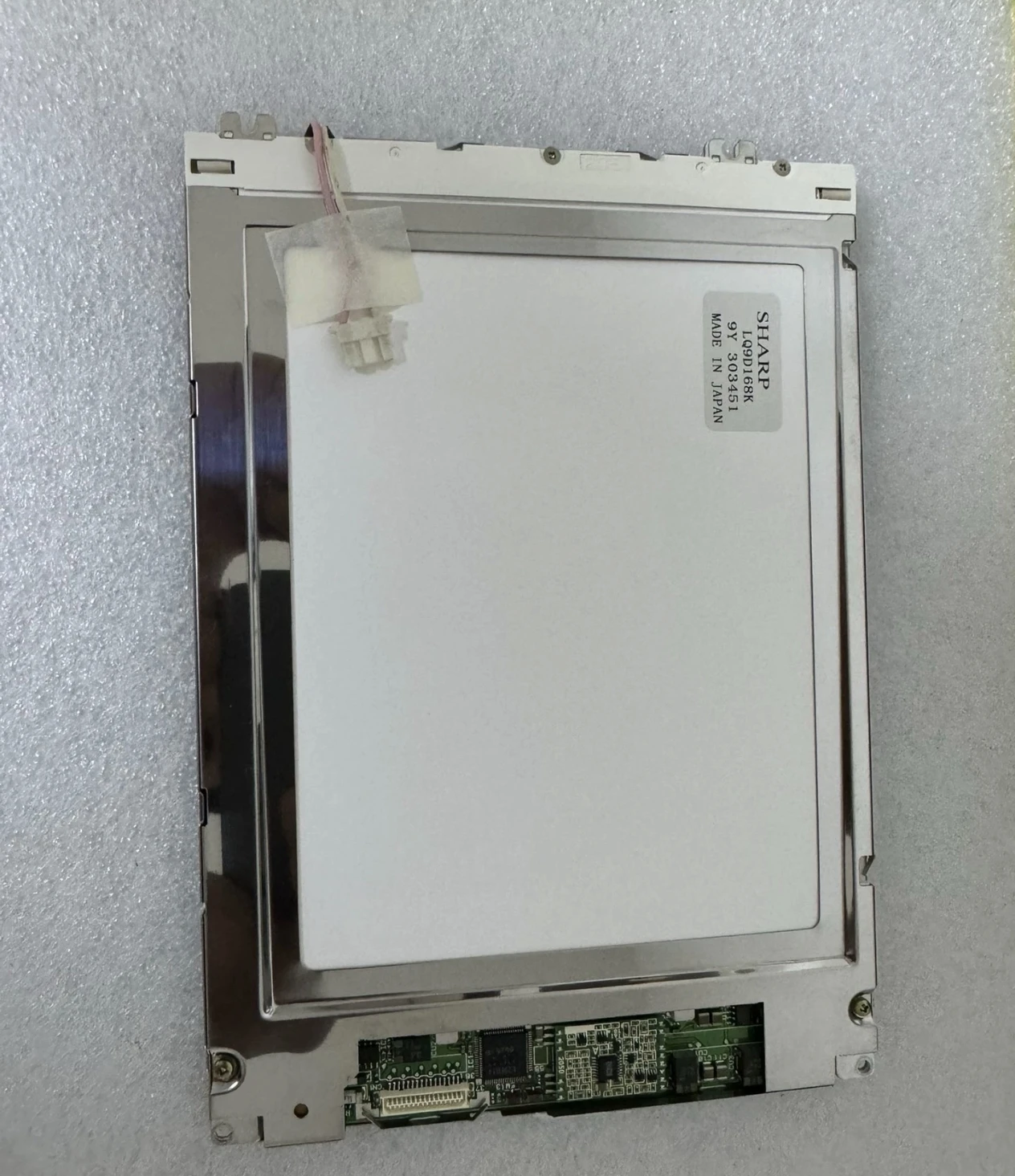 Nuovo monitor LQ9D168K 8,4 pollici.