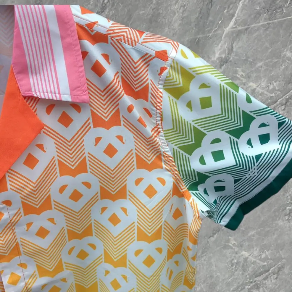 Gradient Heart Monogram Shirt 2024 Summer New Set Short Sleeved Shirt Fancy Print Casual Beach Holiday Chemise Homme