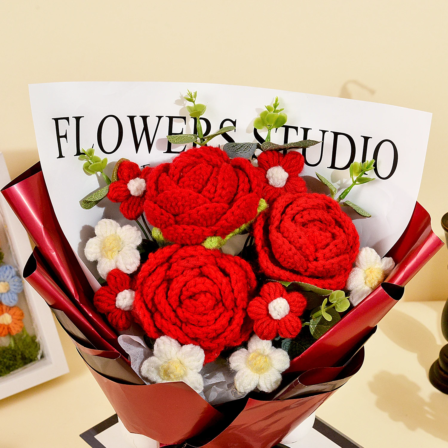 باقة زهور كروشيه حمراء مصنوعة يدويًا، باقات زهور كروشيه لعيد الأم، عيد الحب، الذكرى السنوية، عيد الميلاد #5