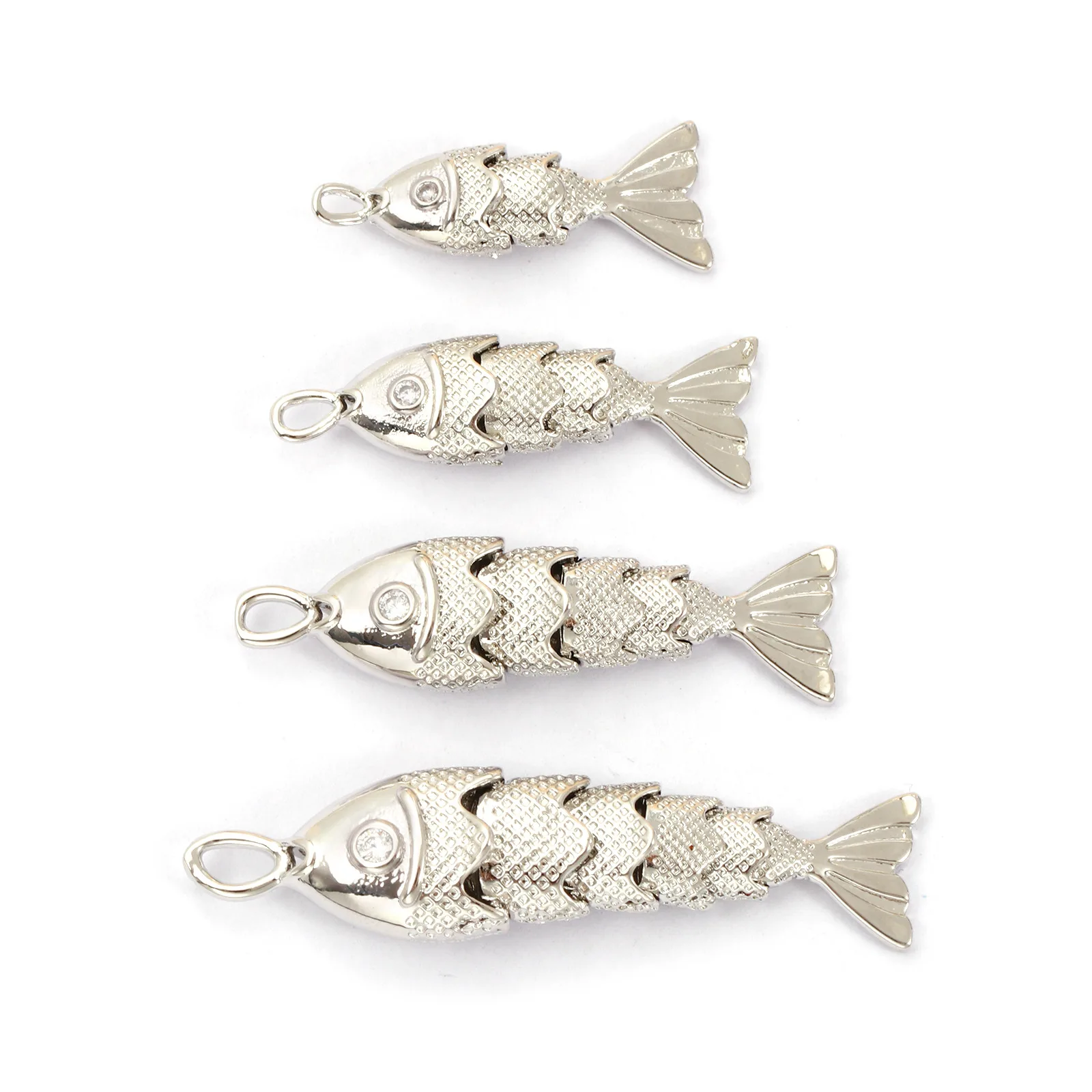 1-teiliger beweglicher Messing-Ozean-Fisch-Schmuckanhänger mit klarem Zirkonia-Anhänger für die Herstellung von DIY-Halsketten