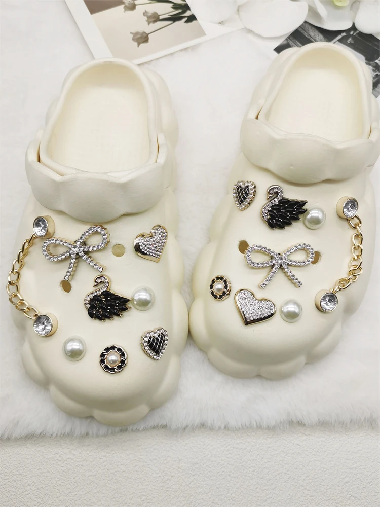 16PCS Resin Golden Bowknot Heart Shoe Charms DIY Accessories Rhinestone Swan Shoes Buckles Decorations Flower Chain Shoe Clips