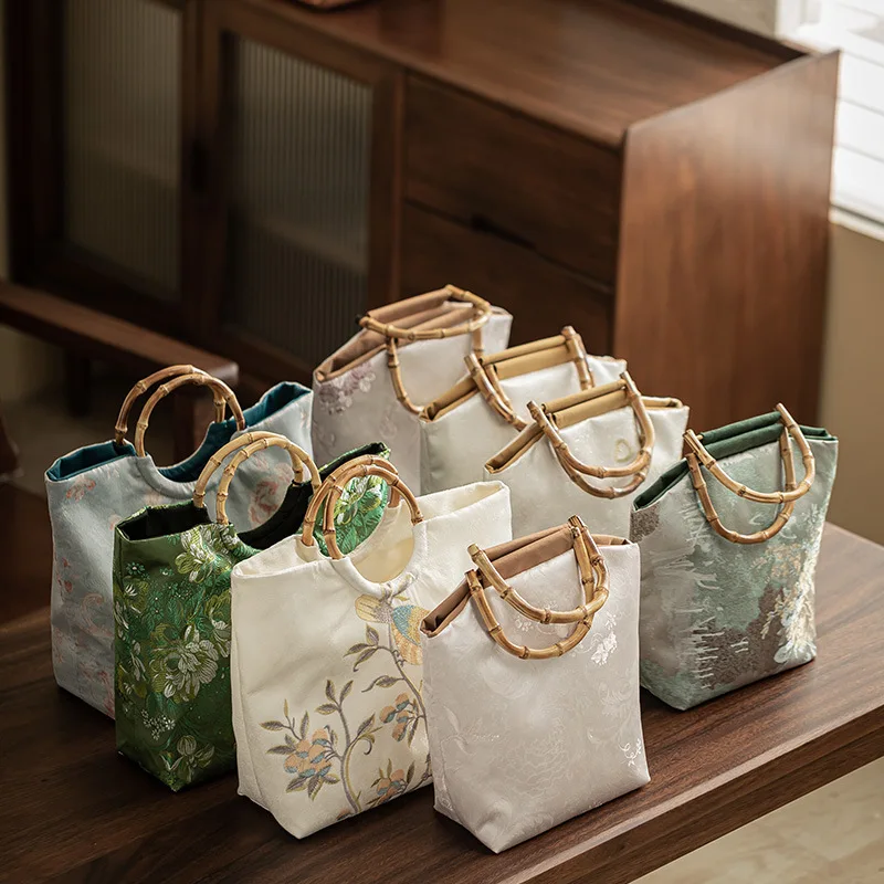 

New Vintage Chinese Style Embroidery Jacquard Bag Large Capacity Handbag with Round Handle Bamboo Joint Cheongsam Matching Bag