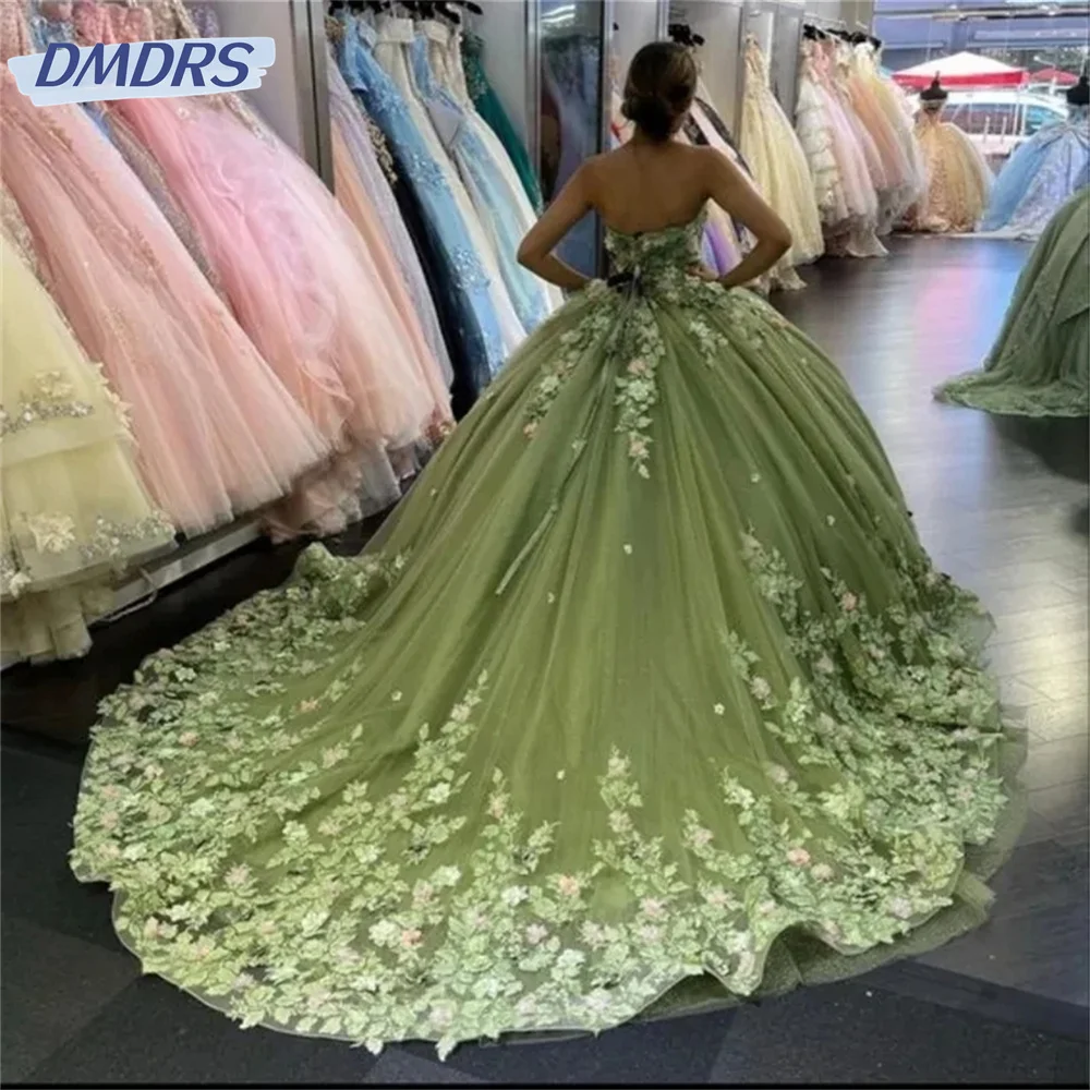 Charming Sweetheart Quinceanera Dress Elegant Sleeveless Party Dress Classic Applique Ball Gown Flower Girl Sweet 16 Gown