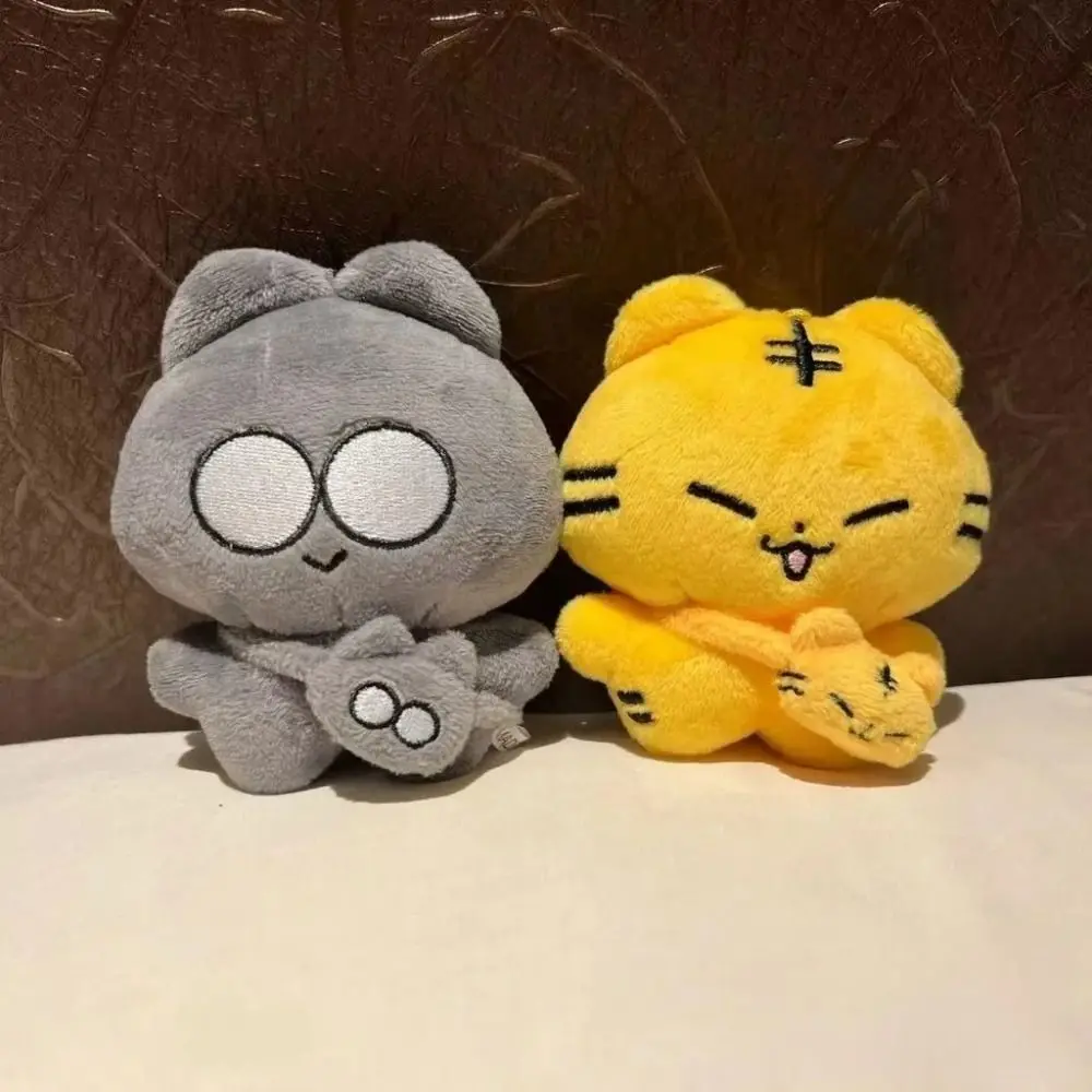 LLavero de peluche de tigre de 10cm, llaveros de Kpop Idol, muñeco de peluche, lindo relleno de algodón PP, juguete, muñeca de figura de Tigre, nuevo