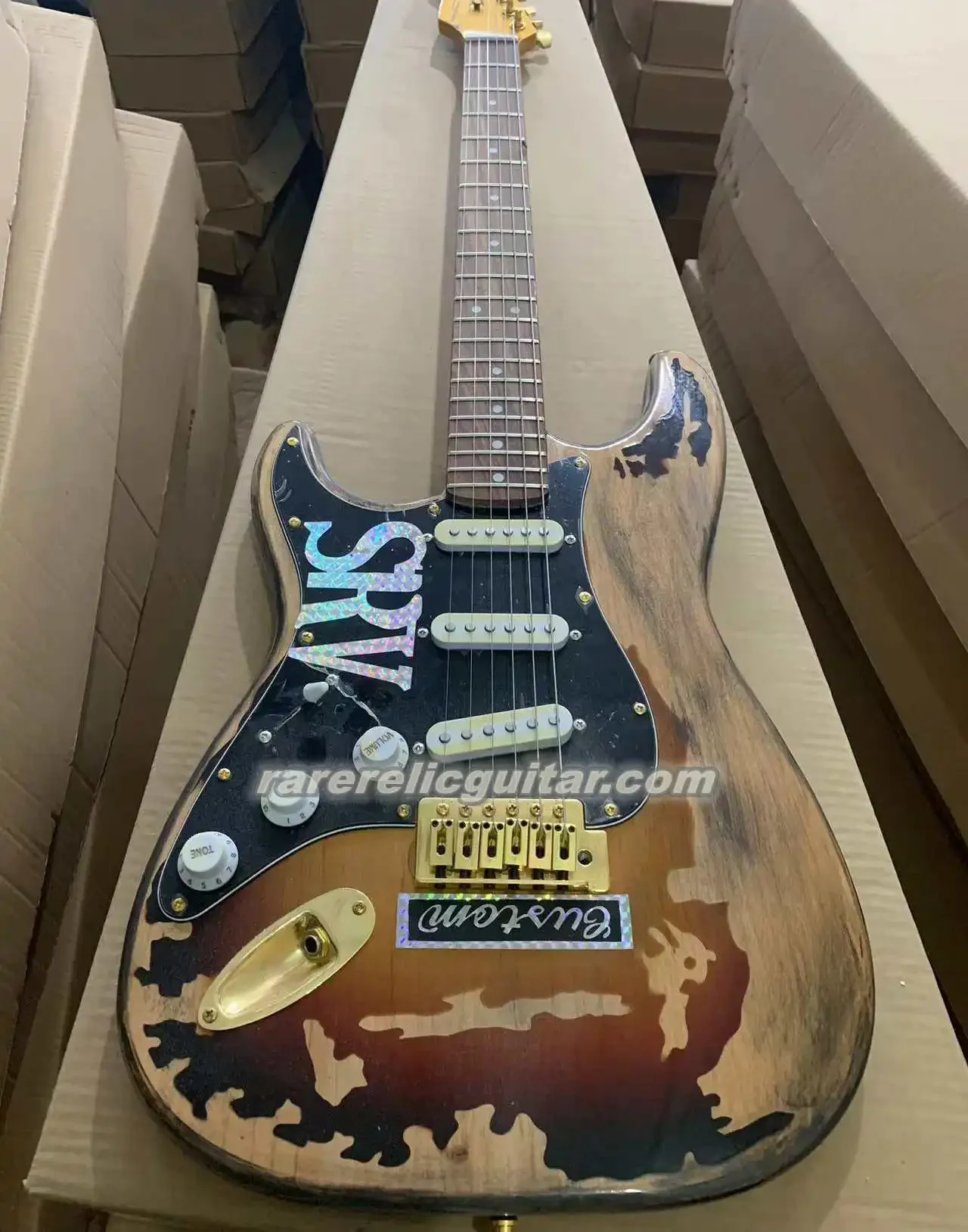 Rarerelic для левшей, винтажная электрогитара Sunburst Stevie Ray Vaughan Heavy Relic SRV, корпус из ольхи, тремоло, мост, золотая хардварка Rarerelic для левшей, винтажная электрогитара Sunburst Stevie Ray Vaughan Heavy Relic SRV, корпус из ольхи, тремоло, мост, золотая хардварка