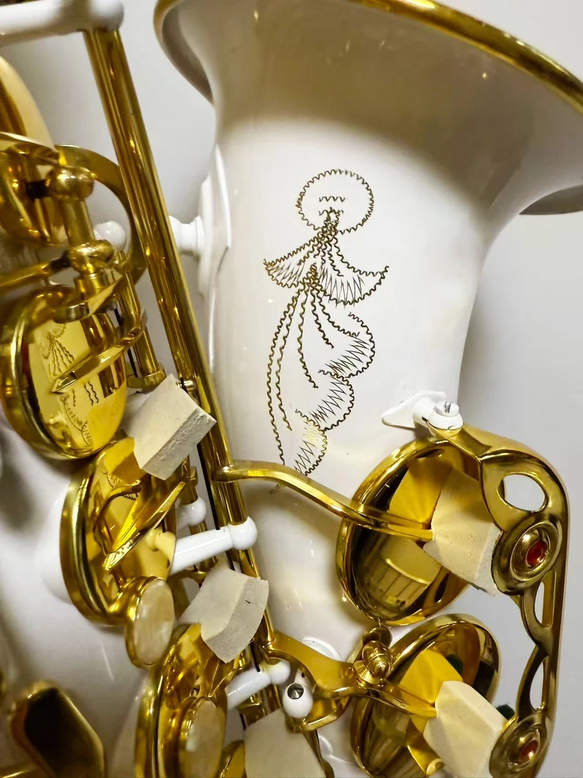 

2026 hot new 802 Alto Saxophone White gold key Eb Professional Brass sax with Case Mouthpiece