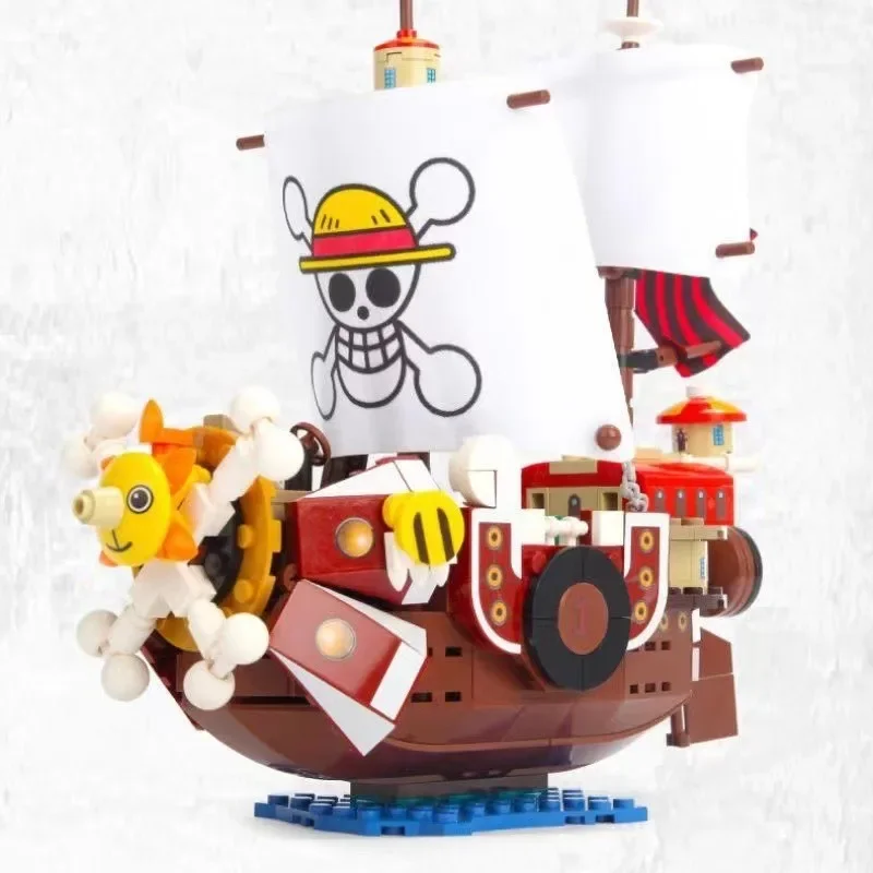 23cm One Piece Anime Ship Building Blocks Luffy Model Toy Super Cute Mini Boat THOUSANDSUNNY Going Merry Model Action Figure