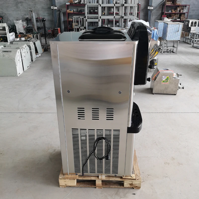 High Quality Soft Serve Ice Cream Making Machine Sundae Ice Cream Vending Machine Electric Yogurt Maker