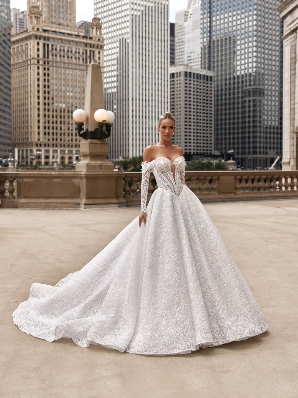 

Customized Luxurious Glitter Pearls Off Shoulder Wedding Dress Elegant A-line Floor-length Bridal Gown Dresses For Bride