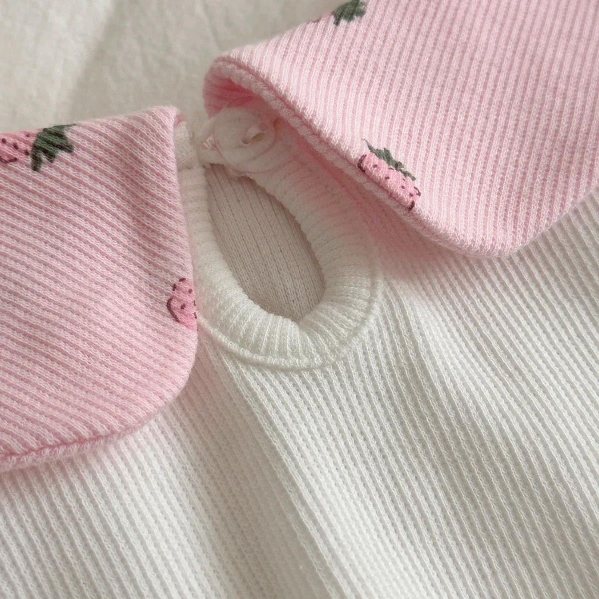 Baby Clothing Sets Autumn Cotton Cute Strawberry Print 2 PCS Kids Sets Sport Baby Girls Clothes Top+Pants 1-3 Years