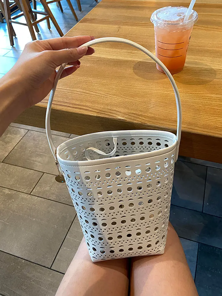 elegante-borsa-a-secchiello-bianca-intrecciata-da-donna-borsa-a-spalla-artigianale-estiva-stile-coreano-casual-con-manico-singolo