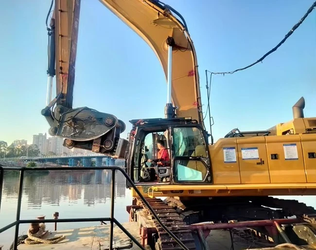 ริปเปอร์ไฮดรอลิกแบบสั่นสะเทือน ทนทานต่อการสึกหรอ ประหยัดการใช้เชื้อเพลิง สำหรับงานบดหิน บดยางมะตอย