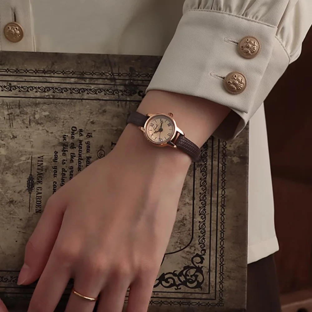 Fashion style minimalist luxury small plate belt with quartz women's watch for women‘s girl party gift jewlry wholesale